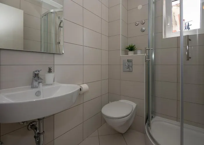 With Big And Free Private Parking *