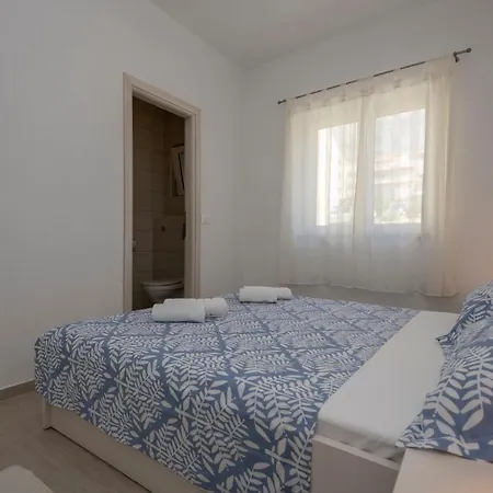 Apartmán With Big And Free Private Parking