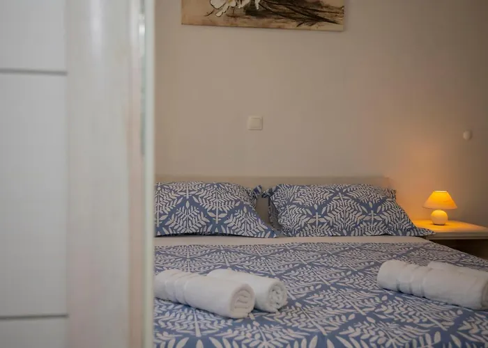 With Big And Free Private Parking Apartament